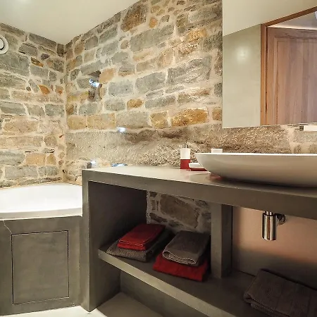 Apartment La Nuit Saint Georges Lyon