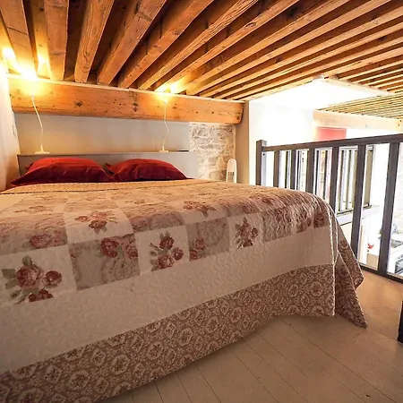 La Nuit Saint Georges Appartement
